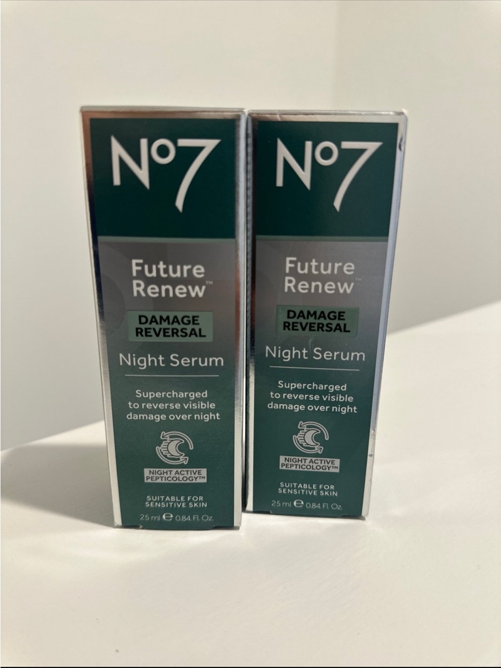 NEW No7 Future renew damage reversal night serum, set of 2